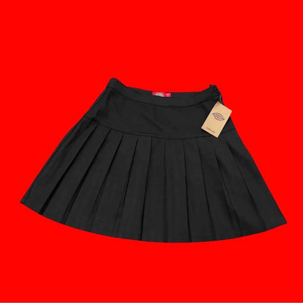 Black Dickies Skirt 🛹
